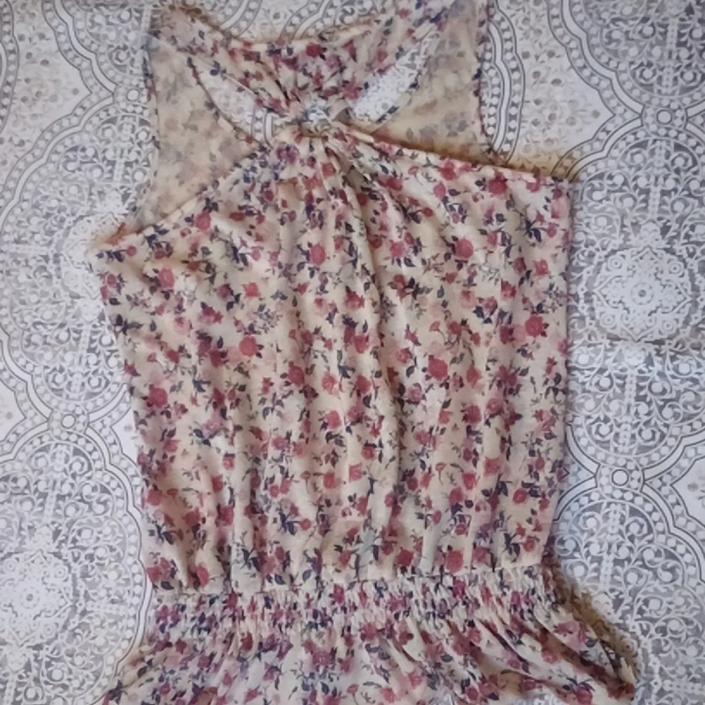 JUNIORS floral top - Picture 5 of 12